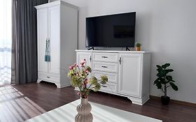 Sara Studio